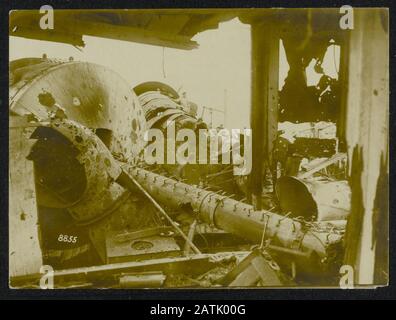 Beschreibung: Der zweite völlig misslungene Engländer gegen Ostende. Ein Bord der Anklage: Die Wirkung der deutschen Granaten Anmerkung: Der zweite völlig verpfuschte Raubüberfall der Engländer auf Ostende. An Bord der Strafanzeige: Die Auswirkungen der deutschen Granaten Datum: April 1918 Ort: Belgien, Ostende Schlüsselwörter: WWI, Häfen, Kriegsschiffe, Raub, Zerstörung Stockfoto