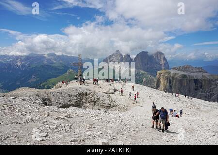 Blick rund um den Pordoi Pass Italien Stockfoto