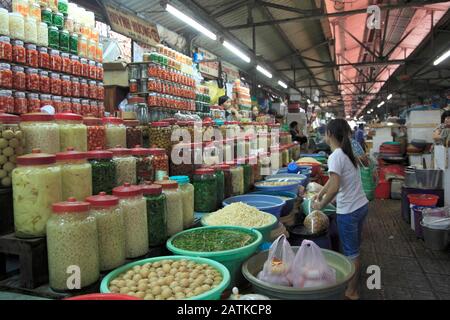 Binh Tay Market, Cholon, Chinatown, Ho-Chi-Minh-Stadt, Saigon, Vietnam, Südost-Asien, Asien Stockfoto