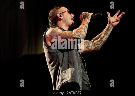 Bristol, VA, USA. August 2014. Avenged Sevenfold tritt am 3. August bei Jiffy Lube Live in Bristol, VA auf Stockfoto