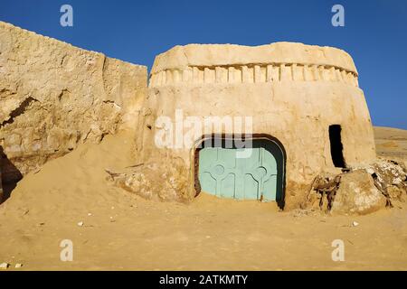 Nefta, Tunesia - 29. Juni 2019. Star Wars Tatooine Dörfer in Tunesien Stockfoto