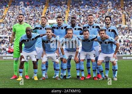 Lazio-Team posiert vor dem italienischen Champions-Serie-A-Fußballspiel zwischen SS Lazio und Spal 2013 am 02. Februar 2020 im Stadio Olimpico in Rom, Italien - Foto Federico Proietti/ESPA-Images Stockfoto