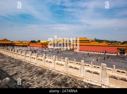 Blick auf das Tor der himmlischen Reinheit (Qianqingmen), Den Äußeren Gerichtshof, Verbotene Stadt, Peking, Volksrepublik China, Asien Stockfoto