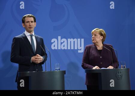 Angela Merkel und Sebastian kurz bei einem Treffen im Bundeskantleramt. Berlin, 03.02.2020 Stockfoto