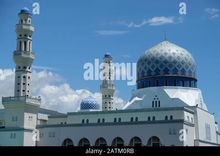 Details zur Kota Kinabalu Malaysia - Kota Kinabalu Stadtmoschee Stockfoto
