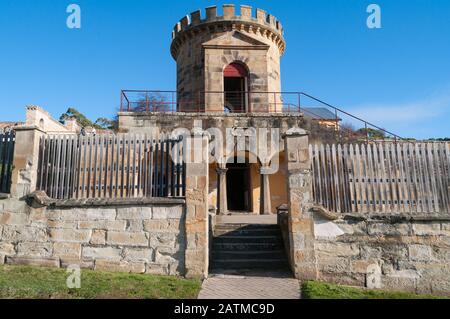 Port Arthur, Australien - 19. Juli 2014: Wächter Tower, das Wahrzeichen der historischen Stätte von Port Arthur in Tasmanien, Australien, ist Stockfoto
