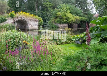The Mill Garden and River Avon, Warwick, Warwickshire, England Stockfoto