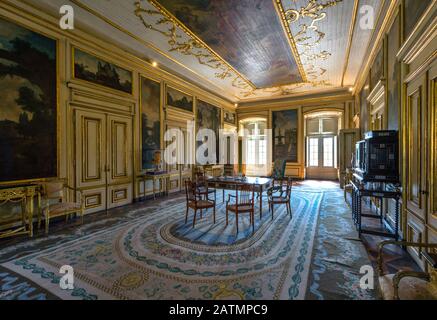 Beeindruckendes Interieur des nationalen Königspalastes von Queluz, Portugal Stockfoto