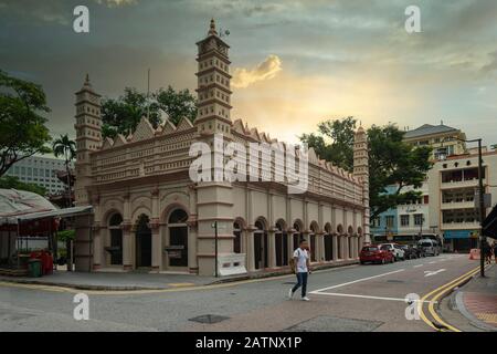 Singapur. Januar 2020. Die Nagore Durgha (oder Nagore Dargah) ist ein Schrein in Singapur, der von Muslimen aus Südindien zwischen den Jahren von 183oder 1830 erbaut wurde. Stockfoto