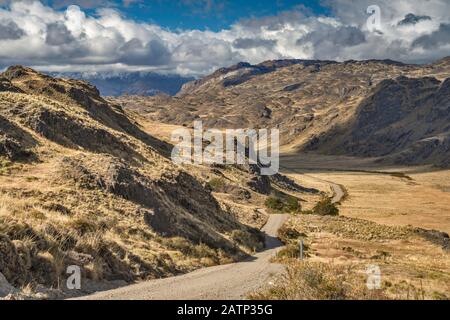 Straße in Chacabuco Tal, Zukunft Patagonien Nationalpark, in der Nähe von Cochrane, Chile Stockfoto