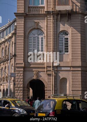 31. Dezember 2019 Vintage Signage of Elphinstone Circle (1872)Now Horniman Circle Fort Mumbai Maharashtra India Stockfoto