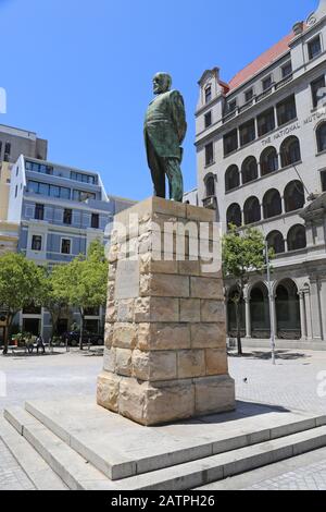 Jan Hendrik Hofmeyr-Statue und Kirchenplatz, Parliament Street, CBD, Kapstadt, Table Bay, Western Cape Province, Südafrika, Afrika Stockfoto