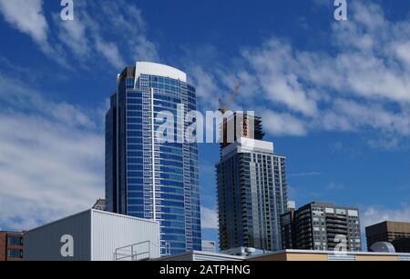 Downtown Seattle. Blick auf die Gebäude von der Küste. Stockfoto