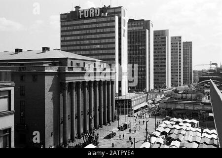 Das Stockholmer Konzerthaus Konserthuset am Hötorget-Platz in Stockholm, Schweden, 1969. Das Stockholmer Konzertsaal Konserthuset auf dem Hoetorget-Platz in Stockholm, Schweden, 1969. Stockfoto