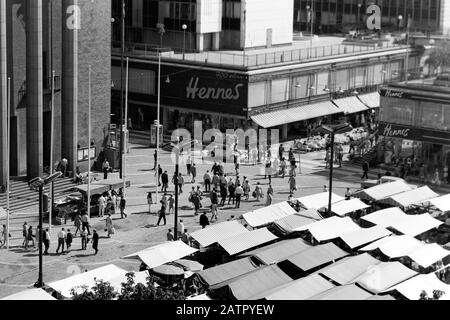 Das Stockholmer Konzerthaus Konserthuset am Hötorget-Platz in Stockholm, Schweden, 1969. Das Stockholmer Konzertsaal Konserthuset auf dem Hoetorget-Platz in Stockholm, Schweden, 1969. Stockfoto