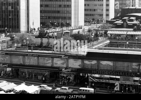 Das Stockholmer Konzerthaus Konserthuset am Hötorget-Platz in Stockholm, Schweden, 1969. Das Stockholmer Konzertsaal Konserthuset auf dem Hoetorget-Platz in Stockholm, Schweden, 1969. Stockfoto