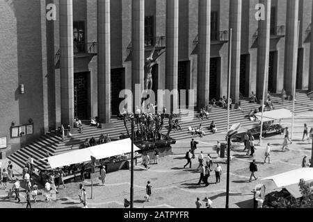 Das Stockholmer Konzerthaus Konserthuset am Hötorget-Platz in Stockholm, Schweden, 1969. Das Stockholmer Konzertsaal Konserthuset auf dem Hoetorget-Platz in Stockholm, Schweden, 1969. Stockfoto
