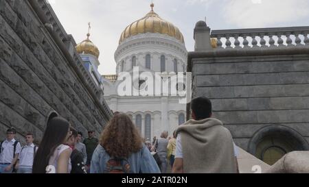 Moskau, RUSSLAND, 27. Mai 2019: Orthodoxe Kirche Christi des Erlösers. Moskau. Im Frühlingstag. Stockfoto