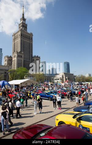 Polen, OTWOCK - 22. April 2017: 9. Rallye Mustang Club Polen, Palast für Kultur und Wissenschaft Warschau Stockfoto