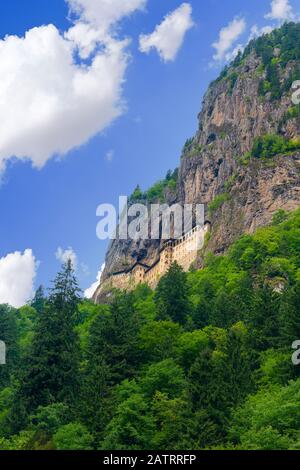 Sumela Kloster in Trabzon, Türkei. Griechisch-orthodoxe Kloster Sumela wurde im 4. Jahrhundert gegründet. Stockfoto