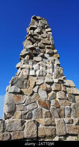 Feldberg Schwarzwald / Deutschland - 09 22 2018: Feldberg ist ein Berggipfel im Schwarzwald mit Fernsehturm. Stockfoto