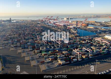 Hafen von Long Beach und Los Angeles Container Yard Stockfoto