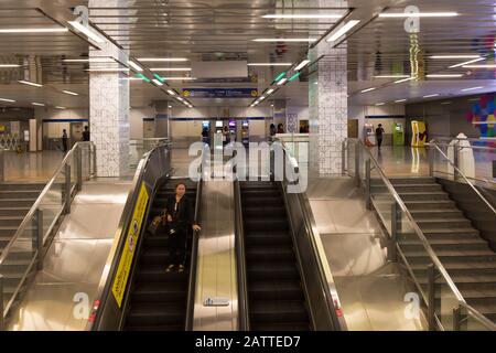 Bangkok, Thailand-Nov 2,19: Chatuchak Park Station ist eine wichtige Station im Norden von Bangkok, Passagiere gesehen Rundreisen Bangkok können Stockfoto