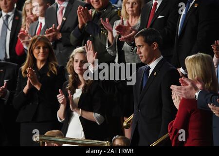 Washington, DC, USA. Februar 2020. 5./20. - US-Kapitol Washington, DC.Präsident Donald J. Trump übergibt der Nation während seines Amtsenthebungsververfahrens seine Rede zur Lage der Union. Venezuela Oppositionsführer Juan Guaido ist Gast der First Lady. Credit: Christy Bowe/ZUMA Wire/Alamy Live News Stockfoto