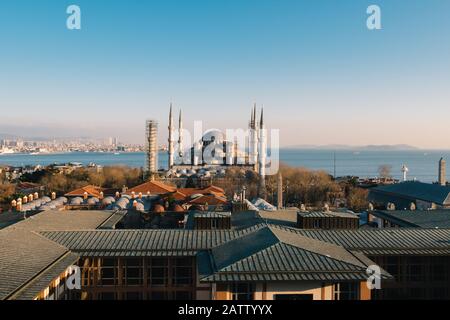 Istanbul, Türkei - 13. Januar 2020: Die Blaue Moschee im Sultanahmet-Viertel in Istanbul, Türkei Stockfoto