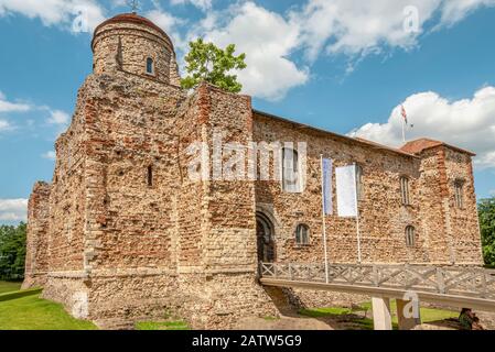 Colchester Castle in Colchester; Essex, England, ist ein Beispiel für ein weitgehend komplettes normannisches Schloss. Stockfoto