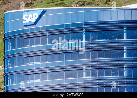 Februar 2020 South San Francisco/CA/USA - SAP SuccessFactors Headquarters im Silicon Valley; SAP SuccessFactors ist ein amerikanischer multinationaler Compan Stockfoto