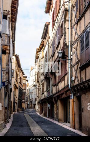 Thiers Besteckhauptstadt, Regionaler Naturpark Livradois Forez, Straße in der Altstadt, Puy de Dome, Auvergne, Frankreich Stockfoto