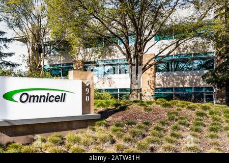 Feb. 2020 Mountain View / CA / USA - Omnicell HQ im Silicon Valley; Omnicell Inc bietet Systeme und Softwarelösungen für Patientensicherheit und -Betrieb Stockfoto