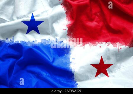Flaggenrepublik Panama mit Wasserfarben-Pinsel auf Leinwand Stoff, Grunge Stil Stockfoto