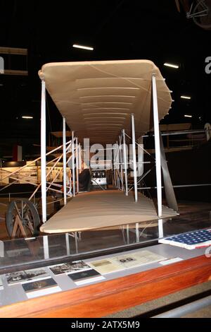 Wright Brothers Original Wright Military Flyer aus dem Jahr 1909 im National Museum of the United States Air Force in Dayton, OH Stockfoto