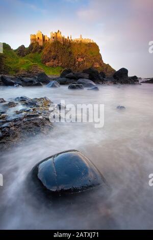 Dunluce Castle, Co. Antrim, Nordirland Stockfoto