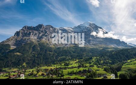 Massiv des Eiger mit Eiger-Nordwand, Grindelwald, Bern, Schweiz Stockfoto