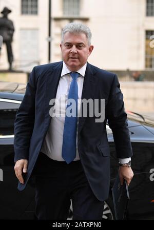 Der Sicherheitsminister Brandon Lewis kommt in das Außen- und Commonwealth-Büro in Whitehall, London. Stockfoto