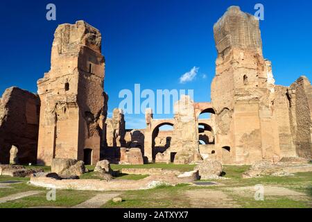 Die Ruinen der Bäder von Caracalla, alte römische öffentliche Bäder, in Rom, Italien Stockfoto