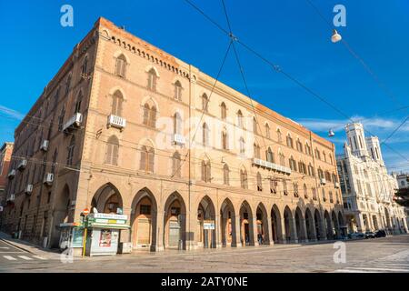 Cagliari, Sardinien - Januar 2016, Italien: Palast Vivanet und Rathaus von Cagliari, beliebte Wahrzeichen in der Hauptstadt von Sardinien, Weitwinkel Stockfoto