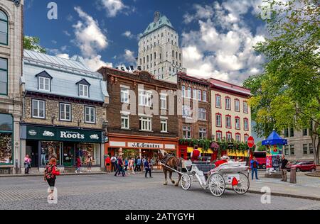 Pferd und Buggy in Quebec City Stockfoto