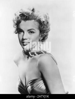 1952 , USA : die gefeierte Filmschauspielerin MARILYN MONROE ( 1926 - 1962 ) , Pubblicity noch bei 20th Century Fox für die Förderung von Film CLASH Stockfoto