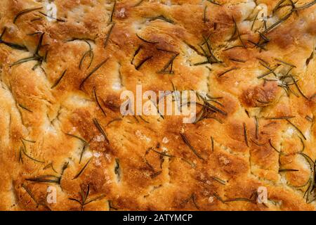 Italienisches Focaccia-Brot mit Rosemarin Stockfoto