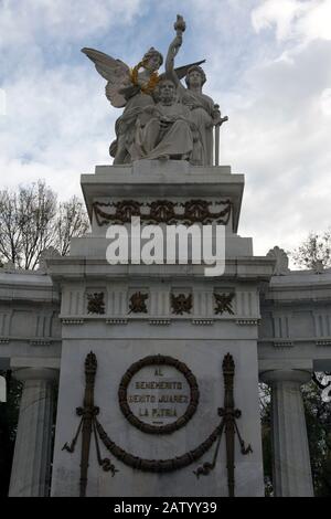 Das Benito Juárez Einrad, ein neoklassizistisches Denkmal am Alameda Central Park in Mexiko-Stadt Stockfoto