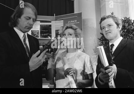 Classic Edison wird 1969 im Concertgebouw Amsterdam ausgezeichnet. Siehe Nummer 228 380 Datum: 3. Oktober 1969 Standort: Amsterdam, Noord-Holland Schlüsselwörter: KONZERTGEBÄUDE Stockfoto