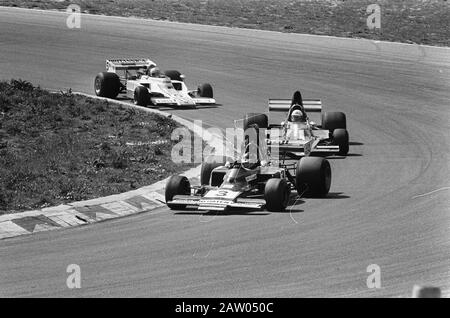 Rennen für die Formel 5000 im Zandvoort Moment während des Rennens Datum: 19. Mai 1975 Ort: Nordholland, Zandvoort Schlüsselwörter: Autorennen, Strecken, Rennwagen Stockfoto