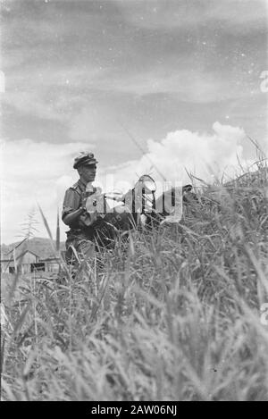 Schulausbildung Fahrer und Motorradfahrer (sOBM) Bandung Motorradübungen Datum: April 1947 Ort: Bandung, Indonesien, Niederländisch-Ostindien Stockfoto