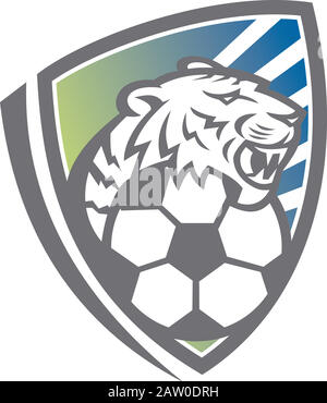 Mascot Ikone Abbildung des Kopfes eines Tigers oder einer großen Katze mit Fußball-Ball in Schild oder Crest von vorne gesehen auf isoliertem Hintergrund i Stock Vektor