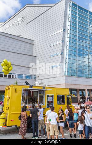 Miami Florida, Adrienne Arsht Center for the Performing Arts, Herbst für das Arts Festival, Food Truck, FL100912033 Stockfoto