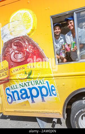 Miami Florida, Kunst auf der Straße, Independence of Central America & Mexico Cultural Integration Day, hispanische kostenlose Muster, Produkt, Produktmarkt Stockfoto